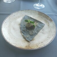 鉄板焼き 銀座 ポルトファーロ 本店 - そば粉クレープの牛タン包み