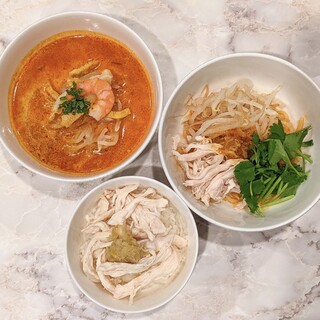 Dinner ◆A set where you can enjoy laksa, chicken rice, and Shan Yu noodles