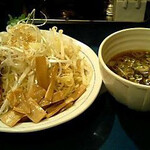 Isse - つけ麺／醤油（900円）