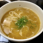 Yama Mba - ずがにうどん　まったりした蟹味噌の風味で旨い