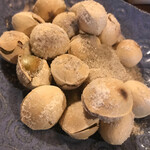 呑み喰い処 一久 - 【’21.10】塩煎り銀杏