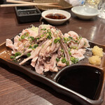 炭火焼肉ホルモン うらら - モツ刺盛り合わせ