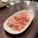 炭火焼肉ホルモン うらら - シビレ