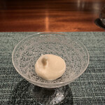 蒼 - スペシャリテのムース。新玉葱の甘さとトマトの酸味が絶妙です。