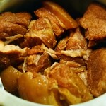 辣香坊 - 特制東北壇肉 〜不思議ツボの中身