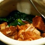 辣香坊 - 特制東北壇肉 〜不思議ツボの中身