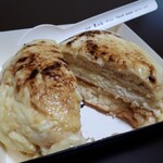 cafe Rob 福島店 - ホールケーキクリームブリュレ(800円)　断面