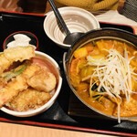 久兵衛屋 - ♪旨辛ほうとう定食のミニ天丼