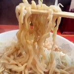 ラーメン二郎 会津若松駅前店 - 麺はこんなかんじ。