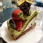 ラ・メゾン アンソレイユターブル パティスリー - あまおうと八女抹茶 ティラミスクリームのタルト（税込960円）