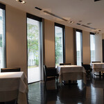 NARISAWA - 私達のテーブルからの眺め