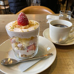 Mano cafe - 