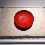 NARISAWA - ・・は朱塗りの漆で引盃