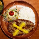 びっくりドンキー - チーズバーグディッシュ(150㌘)845円