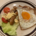 Coffee Lounge 愚羅泥 - 