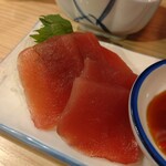 立呑み晩杯屋  - まぐろ刺し