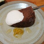 ご飯とちょっと三杯 渡邉 - チョコシフォン 柚子ジャムと黒糖ホイップ添え