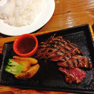 STEAK × WINE 肉バル LIMIT DISH - 