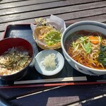 Ryoutei - 五目ご飯と温かいおそばセット1000円