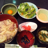 しゃぶ禅 六本木店 - 味がしない牛丼のセット