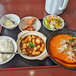 長城食堂 - 料理写真:麻婆豆腐ランチ（担々麺、唐揚げ）