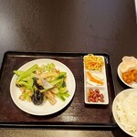 中華料理 慶華楼 - あさりと青梗菜炒め全景