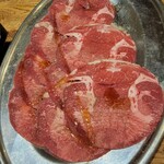 焼肉 ホルモン シオミ - 