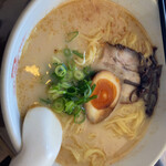 味千拉麺 - 料理写真:スープうますぎ