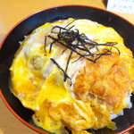 Tonkatsu Kogane - ふるふるの卵とじ、店名通り「黄金色」に輝いている！