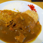 Tonkatsu Kogane - カレールーにも豚肉がたっぷり！ 家庭のカレーより一段上の印象、金曜を狙って訪れる価値あり