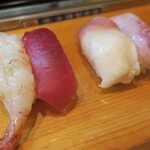 よし寿司 - 甘エビ　赤身　ホッキ　鯛？