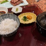 Teppanyaki Keyaki - ご飯(お代わり自由)、香物、椀物