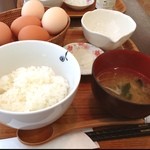 Yokosuto Shokudou - 玉子たっぷりで食べるのが正しい