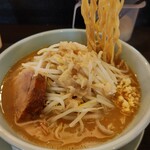 Ramen Niton - 麺180g野菜・脂・ニンニク普通