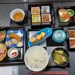 天の丸 - 朝食（中身）