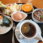 矢道茶房 - コーヒー+モーニング(鮭おにぎり)