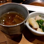 焼き処 串まる - 南高梅の完熟梅酒ロック