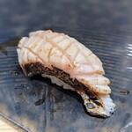 Sandaimedaruma Zushi - 炙り鰆