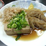 上田温酒場 - 結びこんにゃくと豆腐