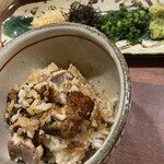 Unagino Shuuka - お重から、ご飯と鰻をお茶碗に