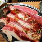 熟成焼肉 肉源 - 炙りバラカルビ・ドルチェポルコ豚