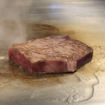 鉄板焼ステーキ 一ッ葉ミヤチク - 