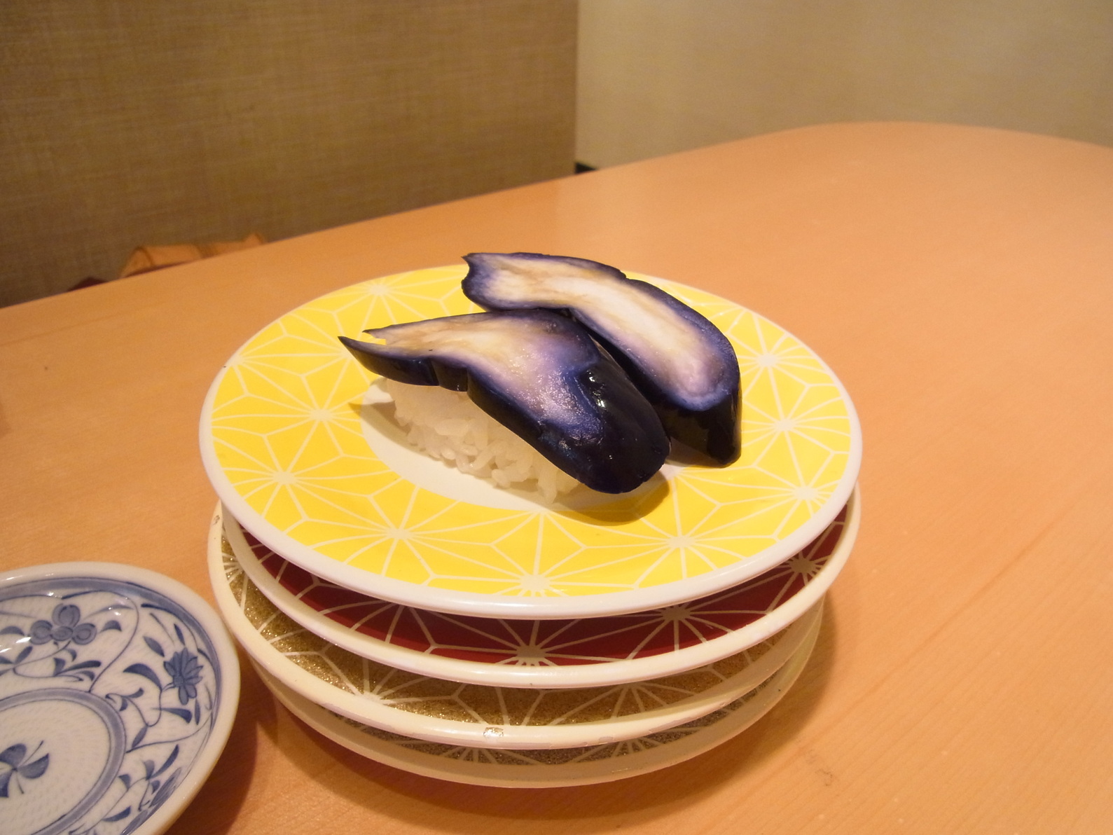 海天すし　 かほく店 - 宇野気/回転寿司 | 食べログ 海天すし　 かほく店 (宇野気/回転寿司)