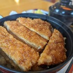 レストハウス　湖畔 - ソースかつ丼900円