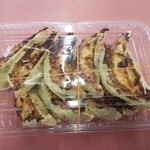 横浜飯店 - 焼き餃子10個￥310