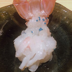 温石 - 赤座海老の焼きシャブ仕立て。元々水分の多い海老なので、ボタン海老や甘海老とは明らかに異なる食感。甘みが半端有りません。唯一の子持ちをいただきました