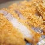 馬酔木 - 杜仲高麗豚ロース200ｇ