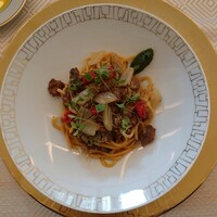 SALONE TOKYO - 浅草開花楼(カラヒグ麺) ～マグロ・ウイキョウ・マリーゴールド～