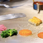 傳火 鉄板焼 - 河豚のクリームコロッケ　トマトソース