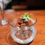 TREES イタリアン アンド バーラウンジ - 